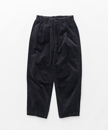 『UR TECH』コーデュロイトラウザー