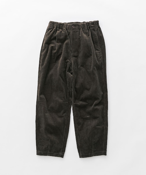 『UR TECH』コーデュロイトラウザー