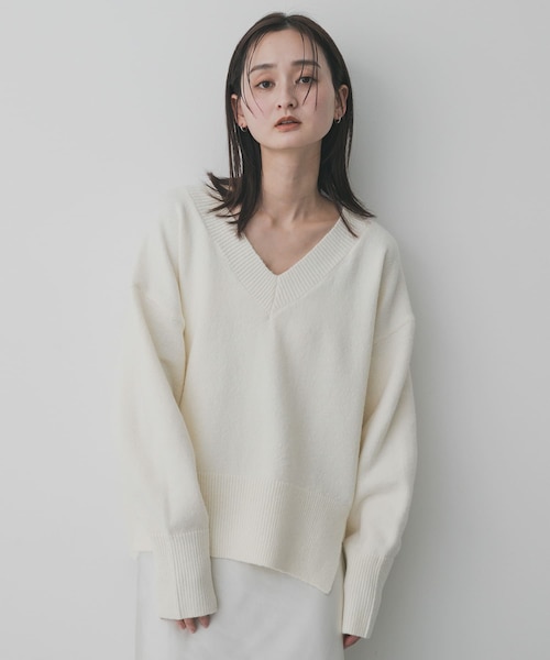 洗濯可』サイドスリットVネックニット｜アーバンリサーチの通販｜&mall