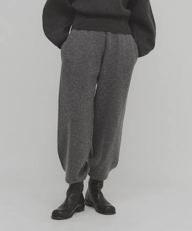 イージーニットパンツ