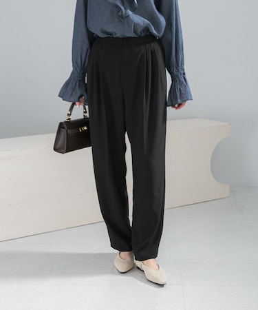 ジョーゼットタックテーパードパンツ
