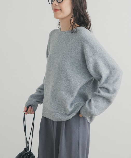 ボートネックスムースプルオーバー