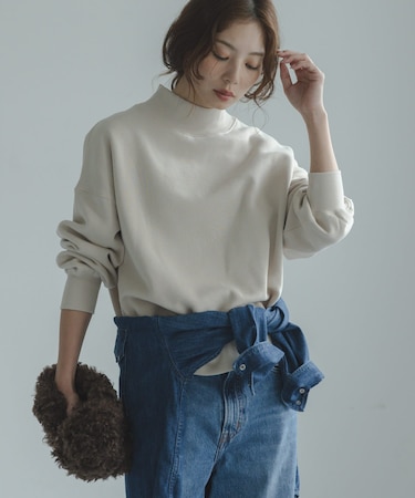 『UR TECH』モックネックスウェット