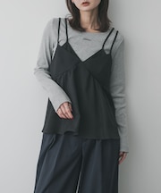 プレートツキバレエネックトップ