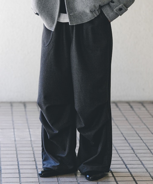 『WEB／一部店舗限定』ブラッシュドイージーパラシュートパンツ