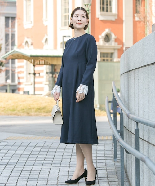 WEB限定』袖レースワンピース｜アーバンリサーチの通販｜&mall（アンド