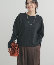 ショート丈コンパクトニット