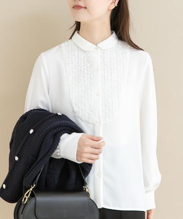 『WEB／一部店舗限定』フロントレース切替ブラウス