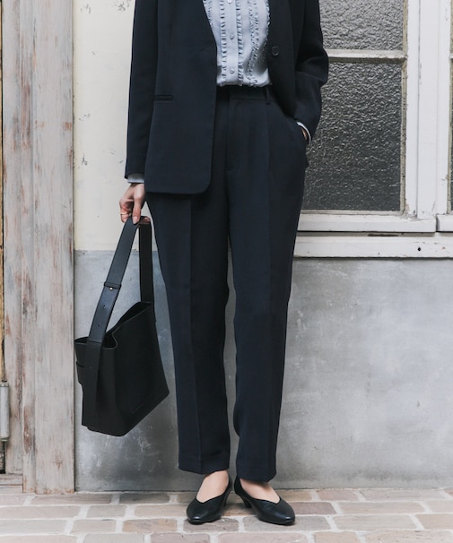 ドレステーパードパンツ