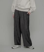 ベロアプリーツイージーカットパンツ