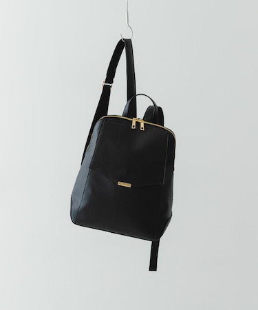 メタルフラップA4リュック