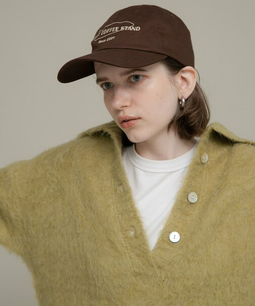 エンブロイダリーロゴキャップ