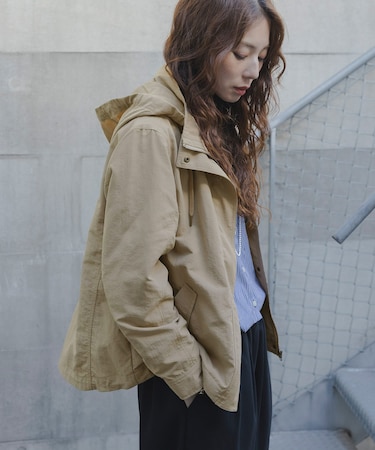 多機能マウンテンパーカー