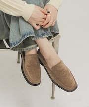 スクエアトゥスライドローファー