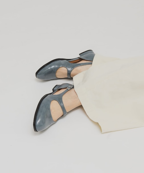 カットデザインメリージェーンローファー