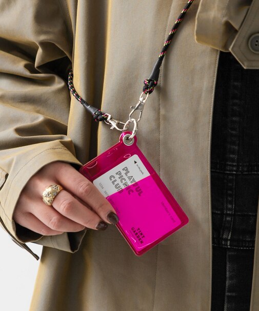 TINY GARDEN PRODUCTS　マルチユースIDホルダー