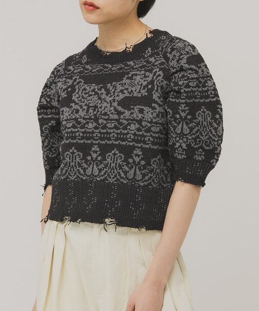 ジャガードハーフスリーブニット