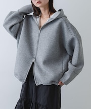 コクーンスリーブZIPパーカー