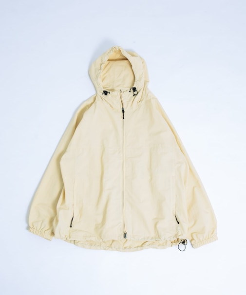 『UR TECH』ナイロンタッサーフーディー