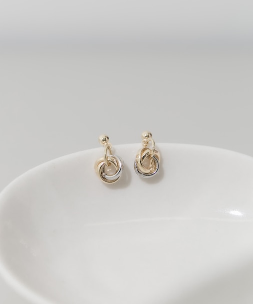 レイヤードサークルミニピアス