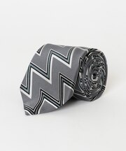 LIFE STYLE TAILOR　Holiday & Brown タイ5