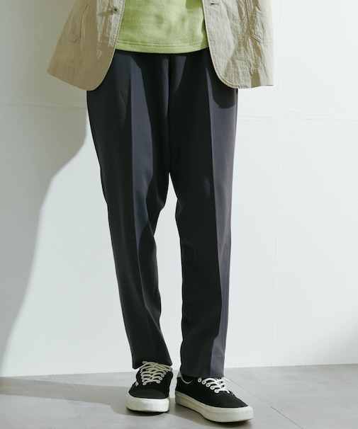 『UR TECH』完声 テーパードトラウザー