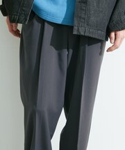 『UR TECH』完声2タックワイドトラウザー