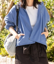 『UR TECH』ナイロンタッサージップパーカー