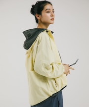 『UR TECH』ナイロンタッサージップパーカー