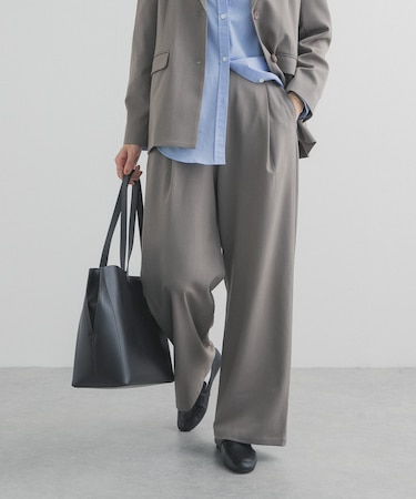 『UR TECH』完声フロントタックイージーパンツ