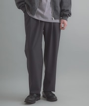 ダブルタックテーパードパンツ