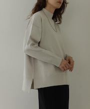 『UR TECH』サイドスリットプルオーバー