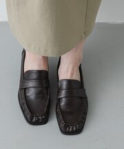 ワイドスクエアギャザーローファー