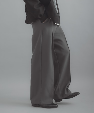 『撥水／防花粉』SKIN Proofタックワイドパンツ