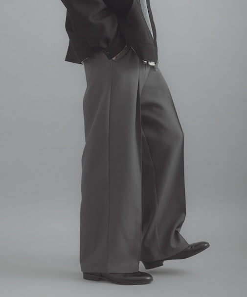 『撥水／防花粉』SKIN Proofタックワイドパンツ