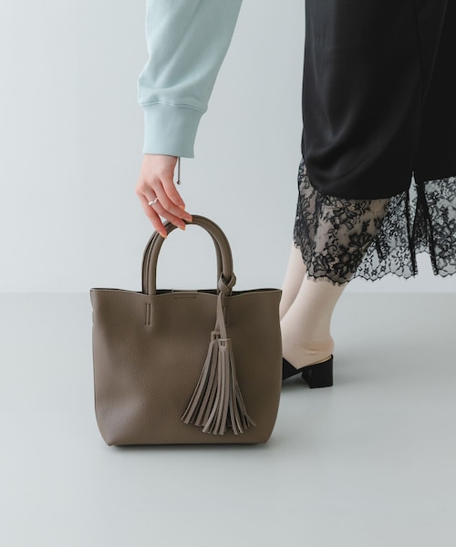 タッセル軽量2WAYプチトートバッグ｜アーバンリサーチの通販｜&mall