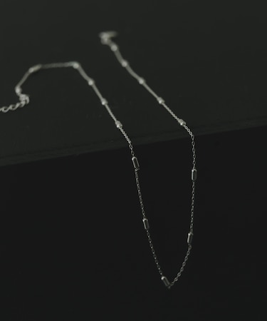 SMELLY so’　station chain necklace