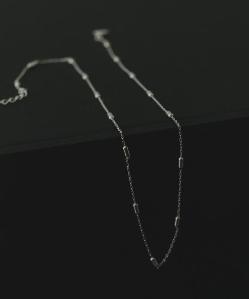 SMELLY so’　station chain necklace