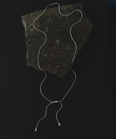 SMELLY so’　shell motif loop necklace