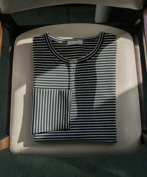 ボーダーヘンリーネックロングTシャツ