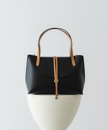 フラップトートバッグ