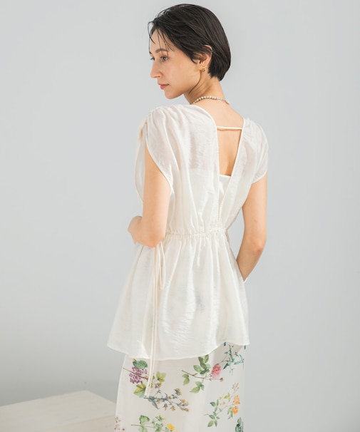ボタニカルジャガードジレトップス