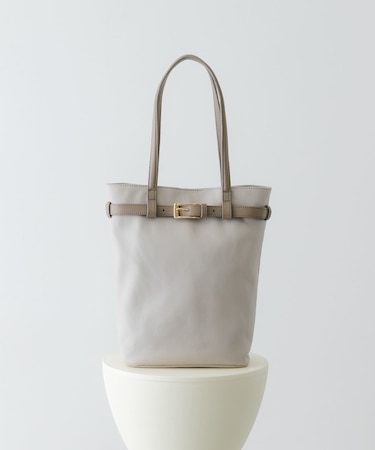 カウレザーベルトデザイントートバッグ