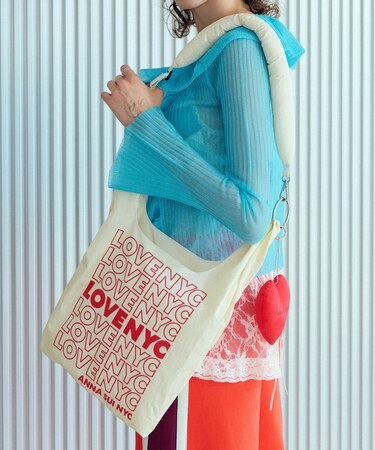 ANNA SUI NYC　LOVEショッピングバッグ