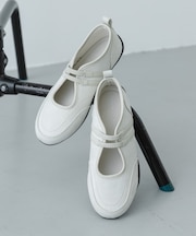 フラットソールバレエスニーカー