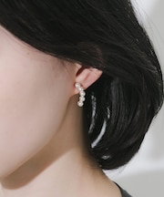 カーブラインパールピアス