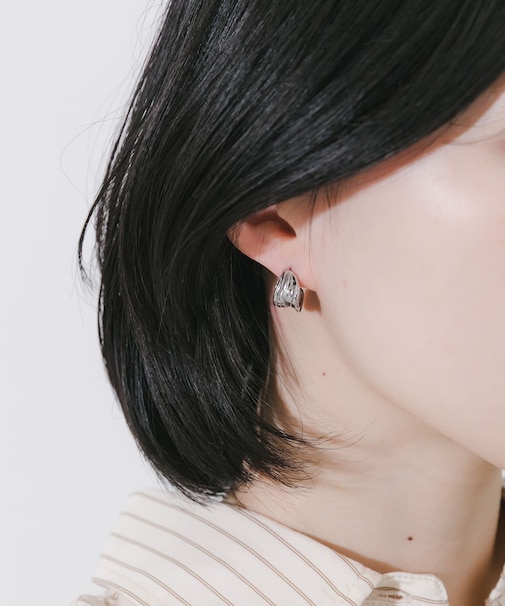 ステンレスウェーブメタルピアス