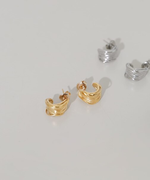 ステンレスウェーブメタルピアス