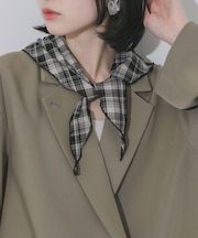 チェックサンカクスカーフ