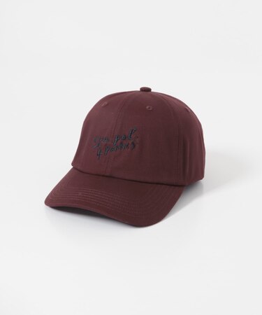 LY　LETTER CAP